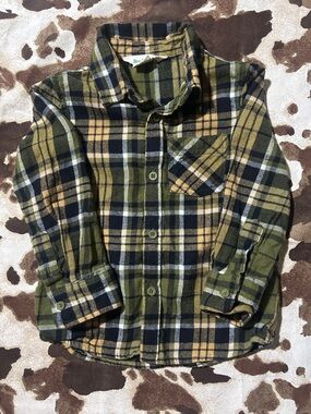 Bass Pro Shops Green Flannel 4T